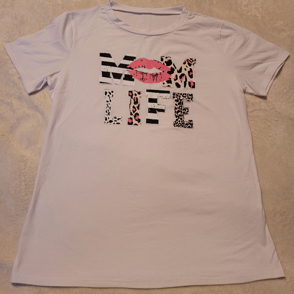 Mom Life Tee